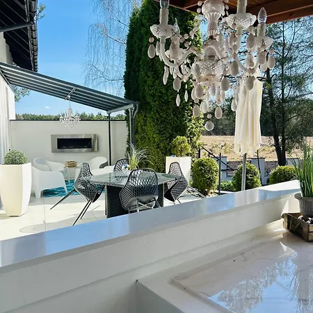 Dora Design House